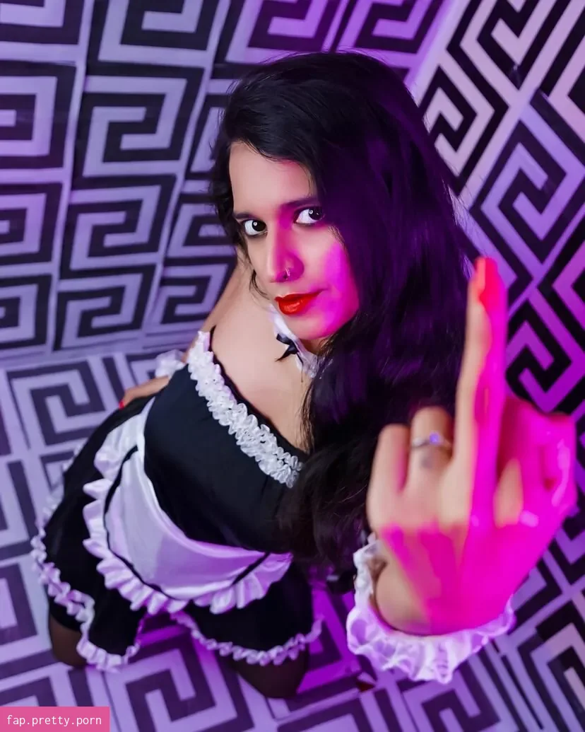 Foxy Queen - Photo #43