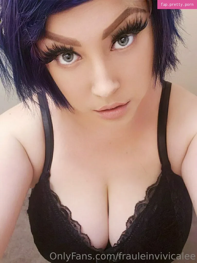 frauleinvivicalee - Photo #36