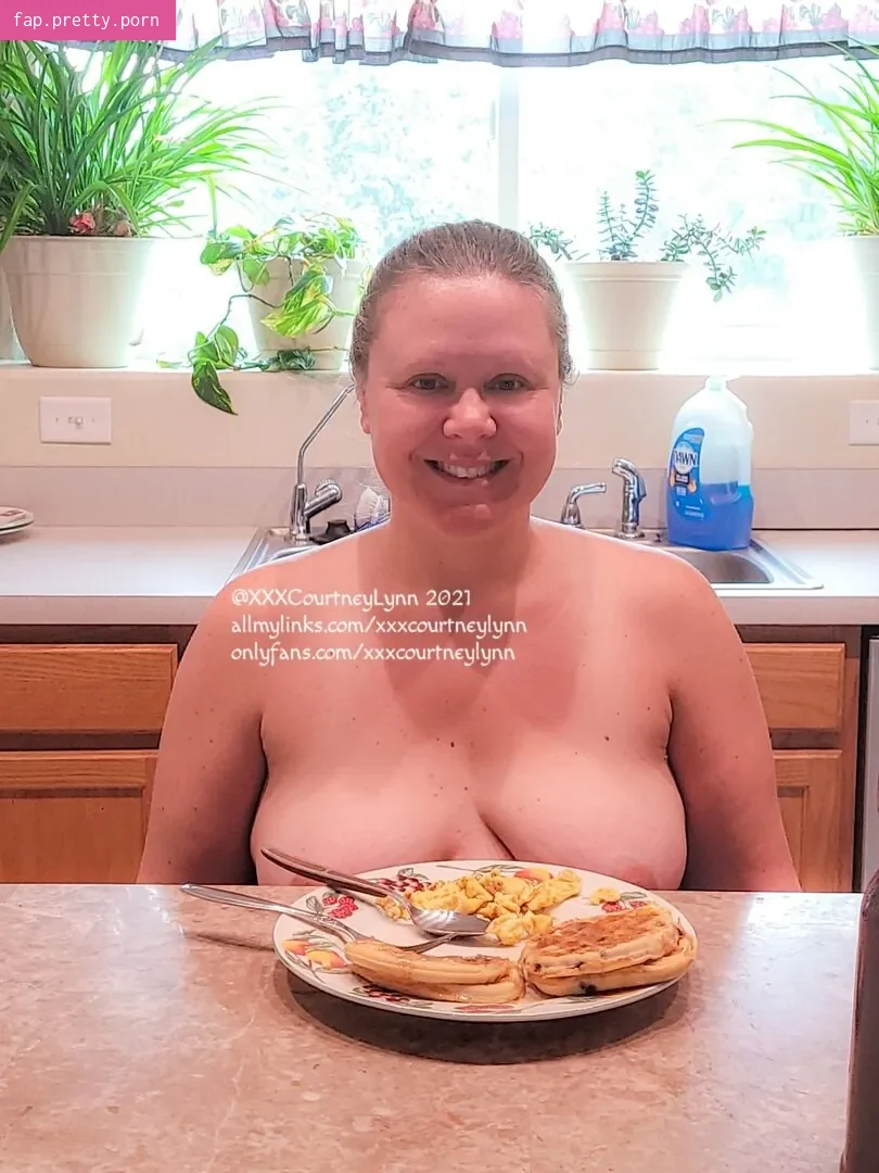 freexxxcourtneylynn - Photo #44