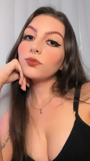 Francisca Souza content