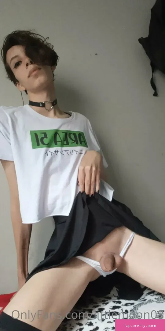 FuckEmily - Photo #02