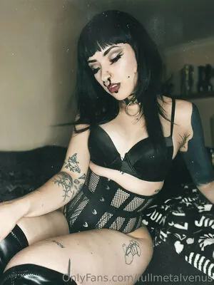 fullmetalvenus content