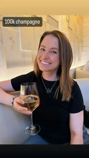 Funnylilgalreacts content