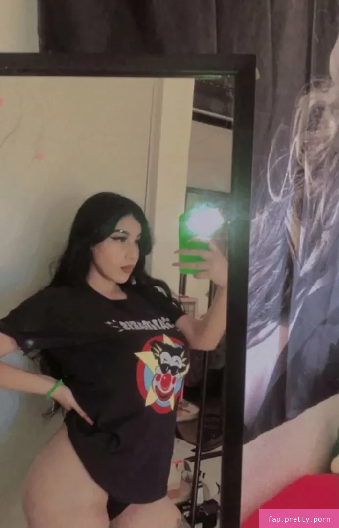 Fernanda V - Photo #91