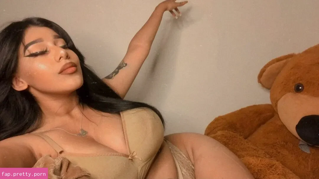 Fernanda V - Photo #08