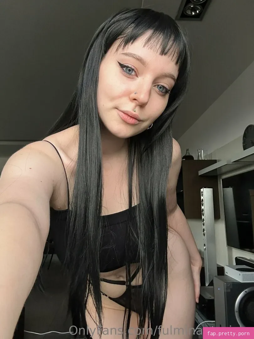 fulminant_vicky - Photo #17