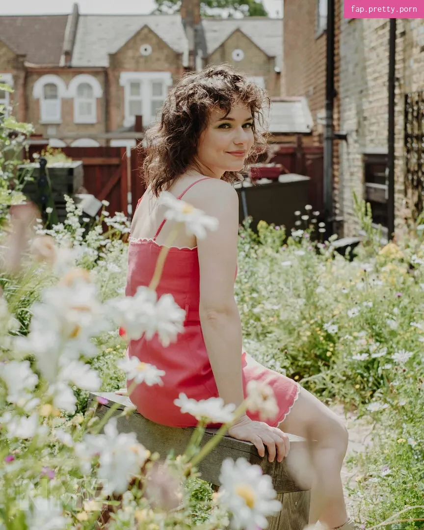 Frankie Ward - Photo #15