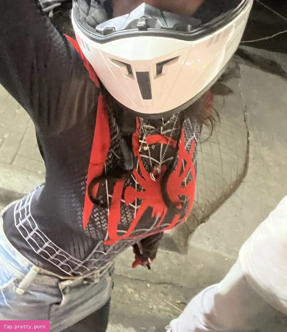 GabbyBabby05 - Photo #03