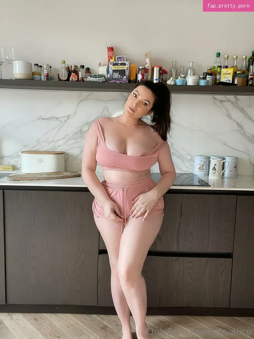 gfe-alice - Photo #34