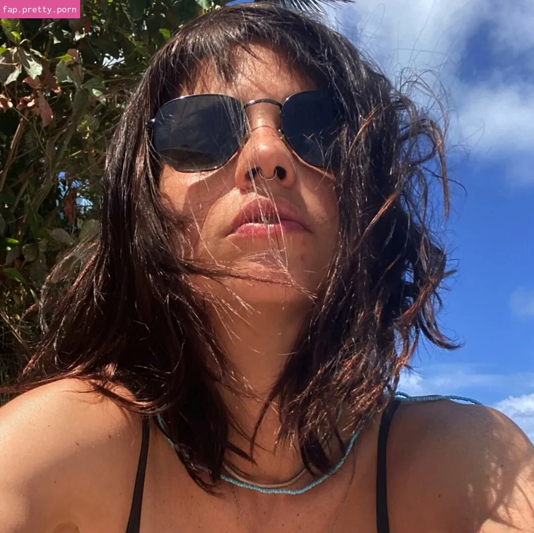 Greta Antoine - Photo #22