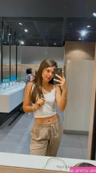 gabriela.bianca - Photo #12