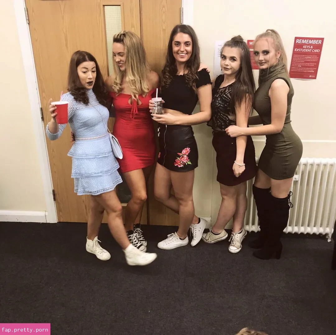 Georgina - Photo #17