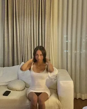 Golden - goldennxoxoo content