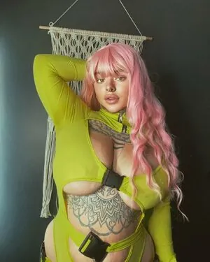 GillianJuggs content