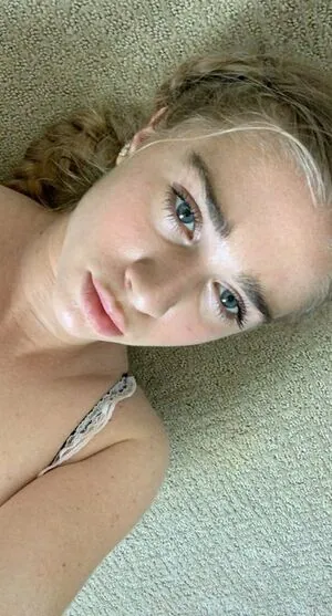 Goldenhoneydip content