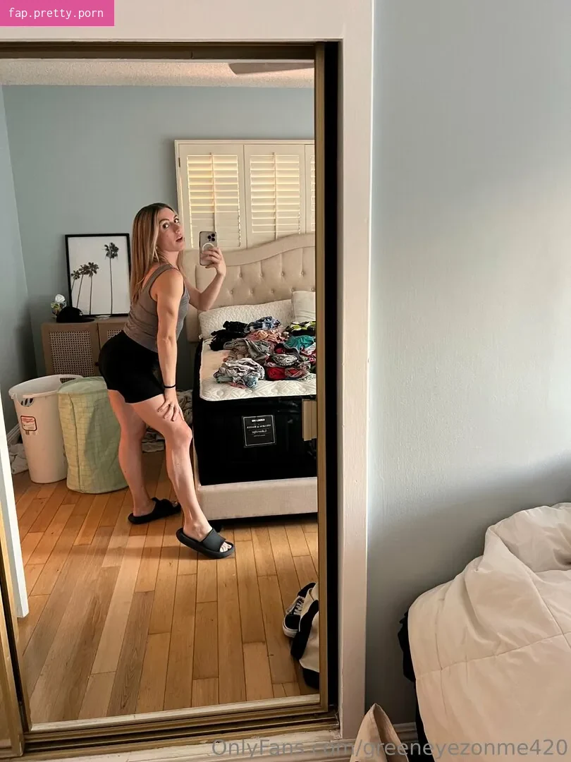 GreenEyezOnMe - Photo #38