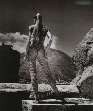 Giulia Siegel content