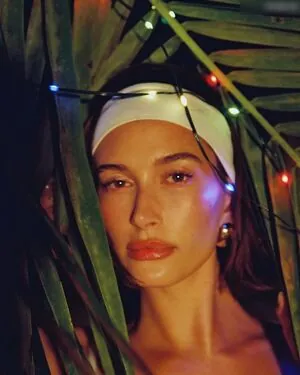 Hailey Bieber #