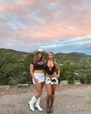 Hayden Colfax content