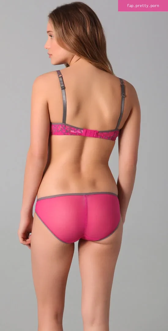 Hannah Davis - Photo #34