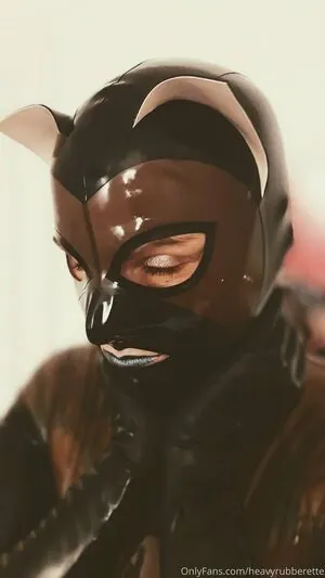 heavyrubberette content