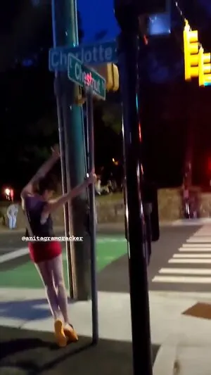 Hallee Hirsh content