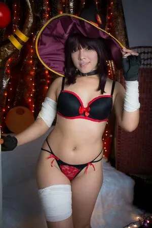 Hitomi Locks #