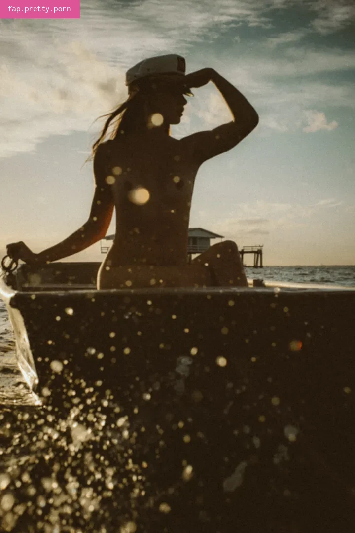 Hailey Outland - Photo #20