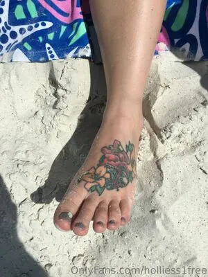 holliess1free content