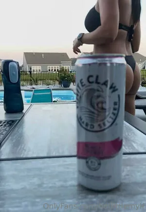 hotlittlemylf content