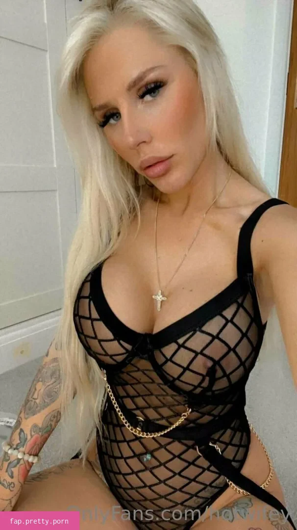 Hotwifey - Photo #41