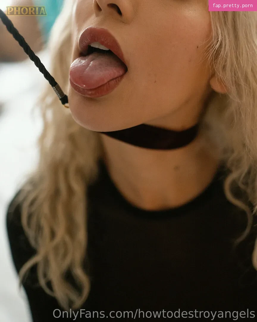 howtodestroyangels - Photo #09
