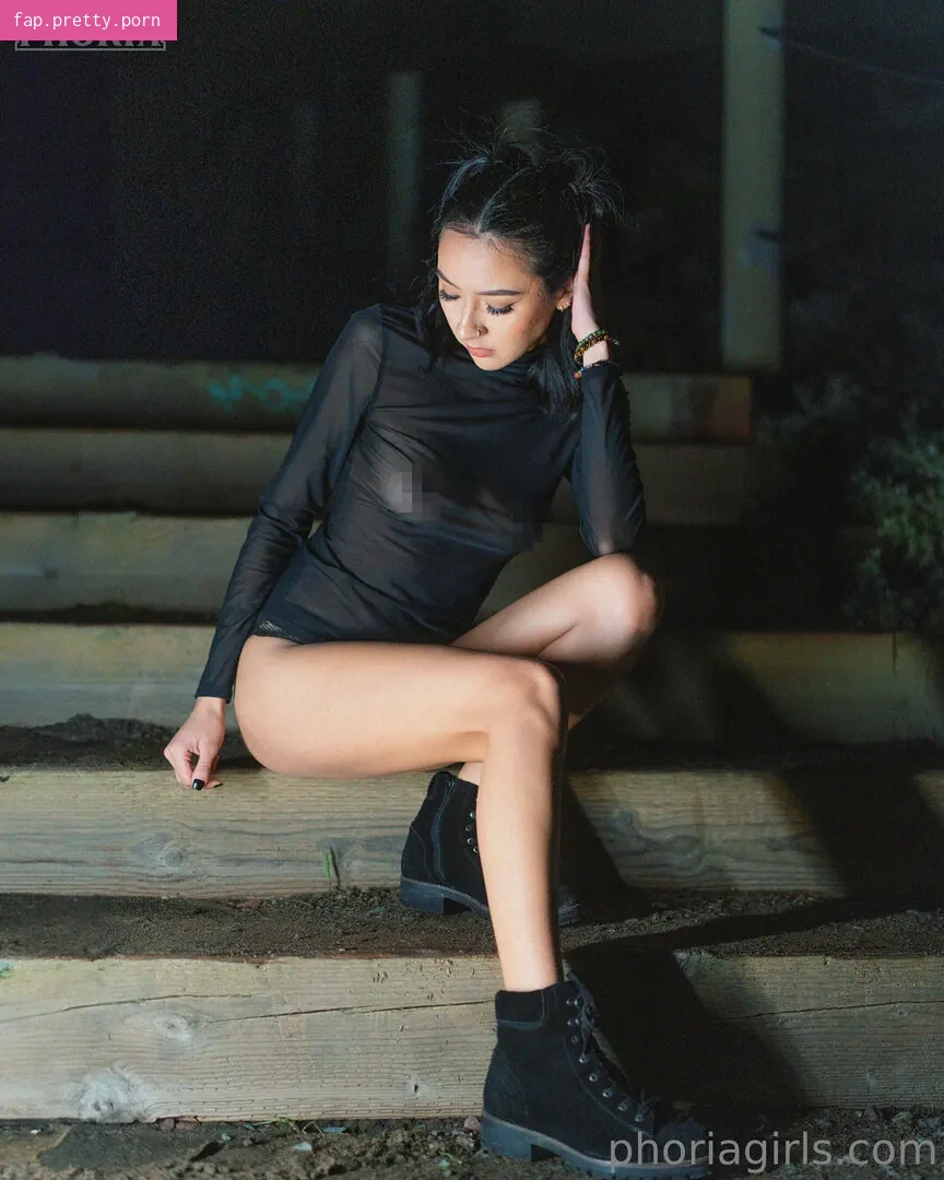 howtodestroyangels - Photo #15