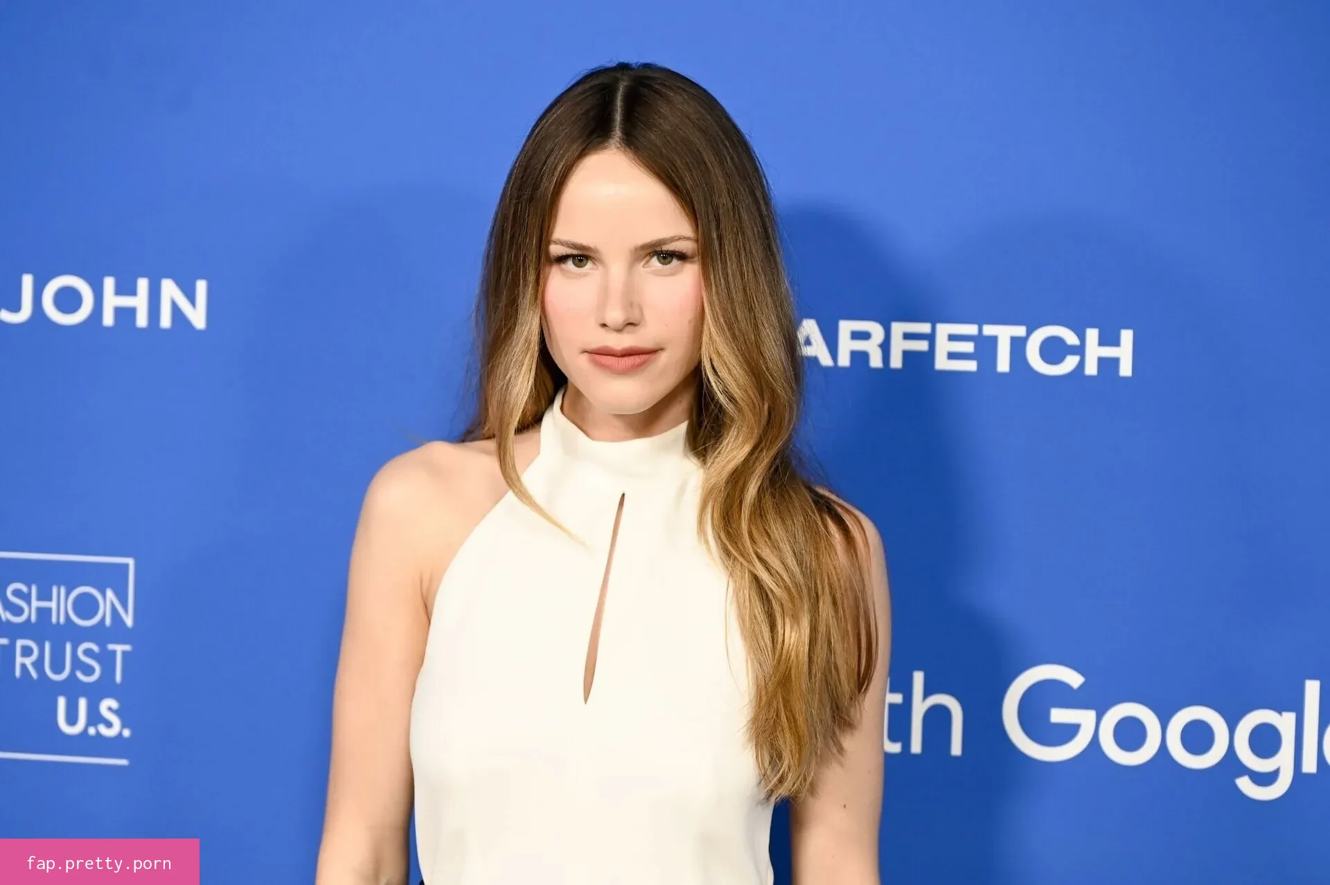 Halston Sage - Photo #04