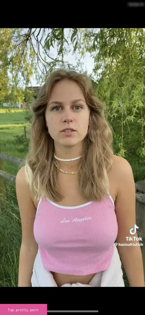 Hannah Tulnik - Photo #11