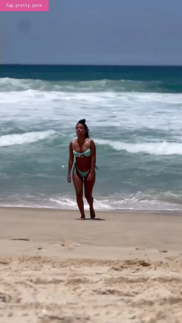 Heslaine Vieira - Photo #17