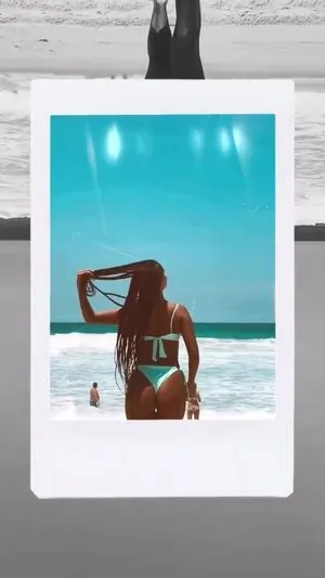 Heslaine Vieira content