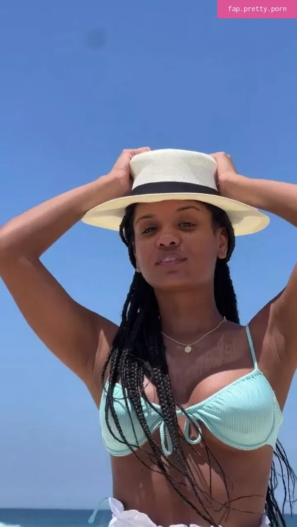 Heslaine Vieira - Photo #46