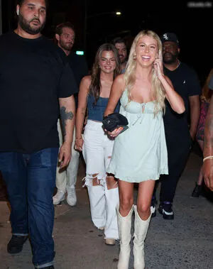 Haliey Welch content