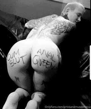 Hotwives XXX content