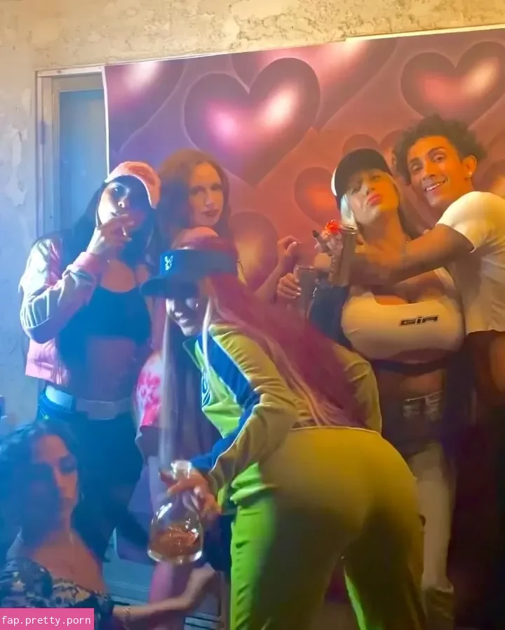 Holly Youpa - Photo #05