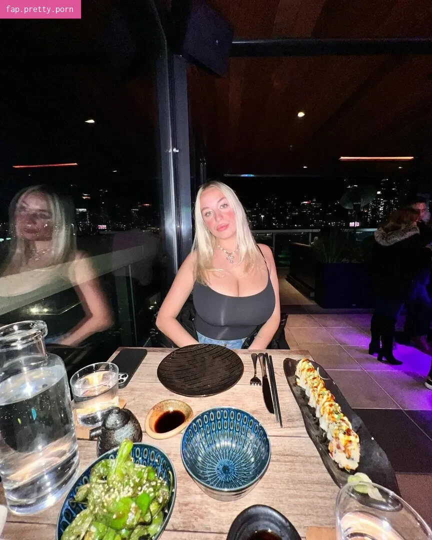 Holly Youpa - Photo #20