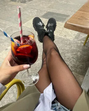 I.am.nicolepop content