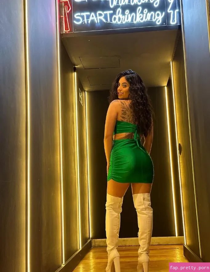 Isadóra Aliardi content