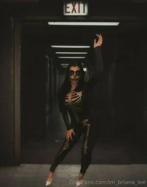 im_briana_lee content