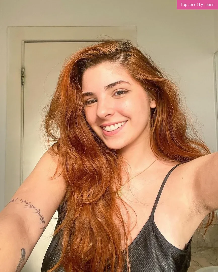 Isadora Basile - Photo #01