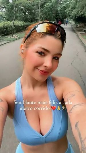 Isadora Basile content