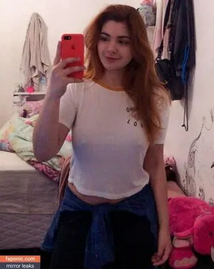 Isadora Basile content