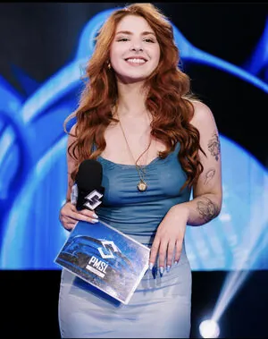 Isadora Basile content