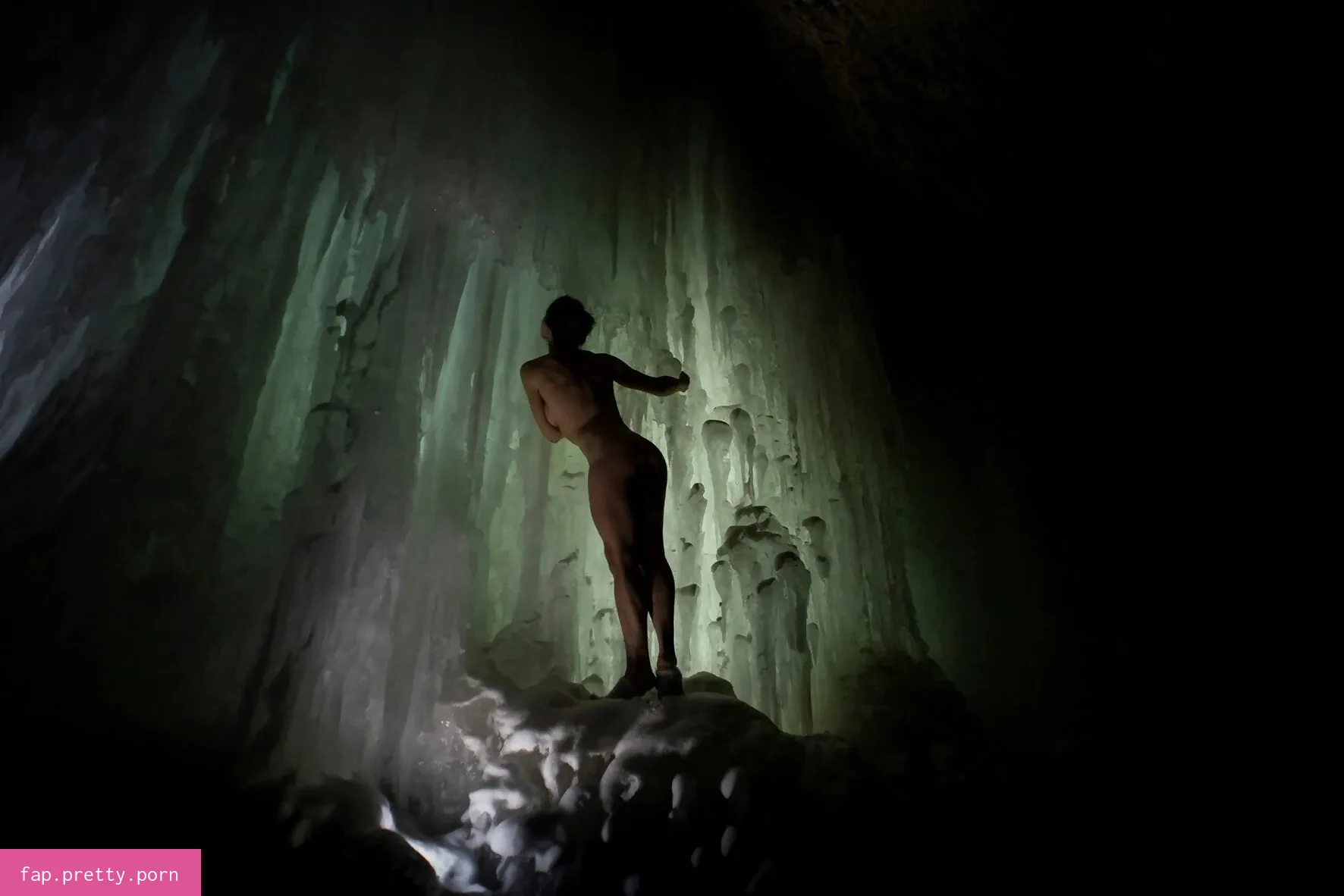 Iceiceladyinfinate - Photo #01